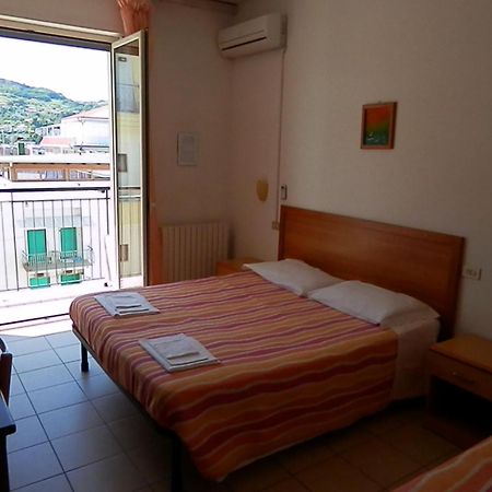 B&B Attico Mare San Benedetto del Tronto Kültér fotó