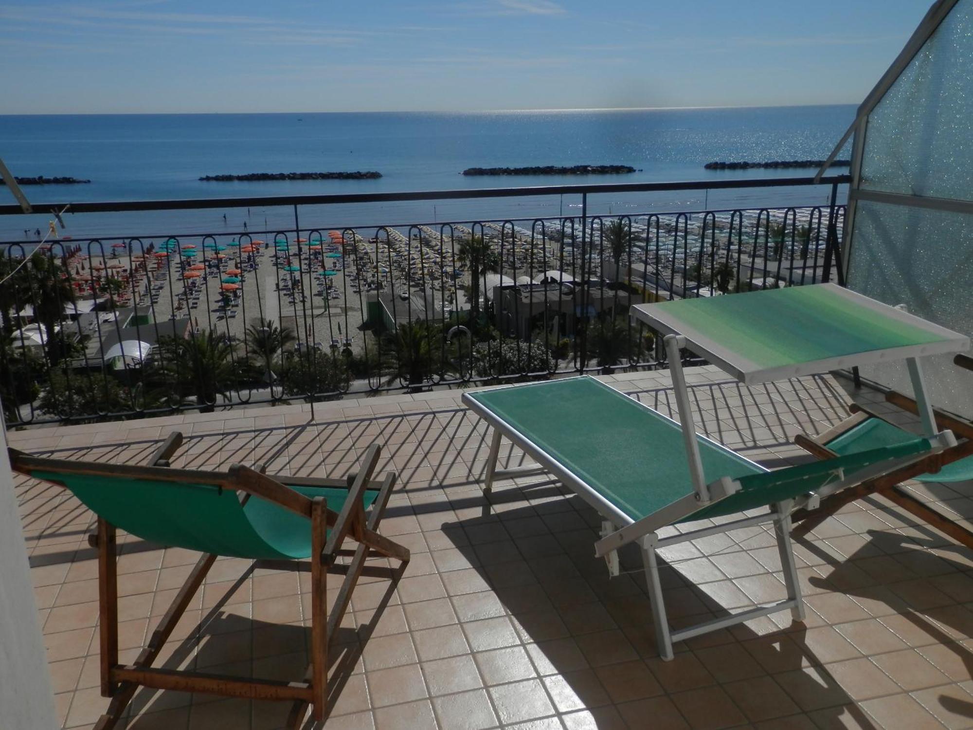 B&B Attico Mare San Benedetto del Tronto Kültér fotó